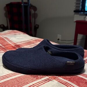 L.L. Bean Deep Blue Indoor/Outdoor Slippers